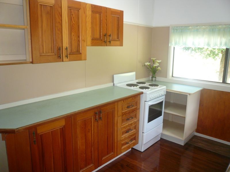 49 Caroline Street, East Gosford NSW 2250