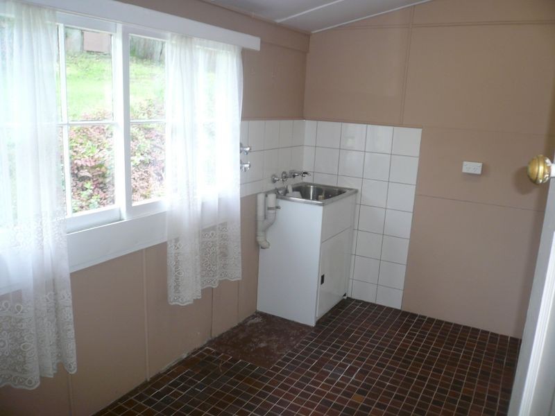 49 Caroline Street, East Gosford NSW 2250