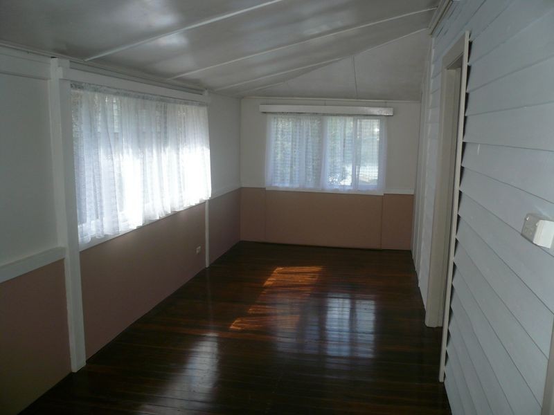 49 Caroline Street, East Gosford NSW 2250