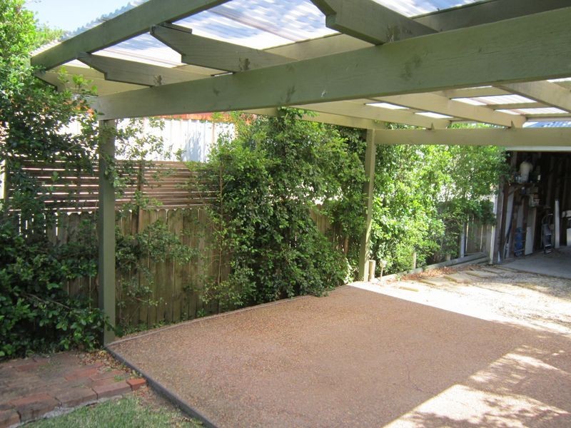 13 Alukea Avenue, Point Clare NSW 2250