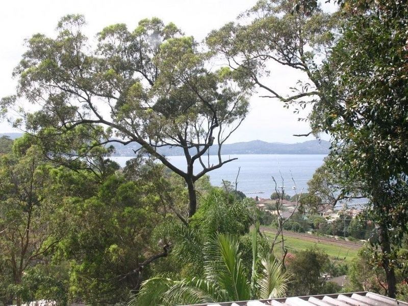 11 Kateena Avenue, Tascott NSW 2250