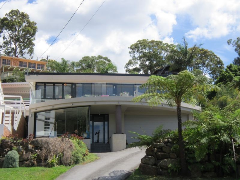 40 Sandstone Crescent, Tascott NSW 2250