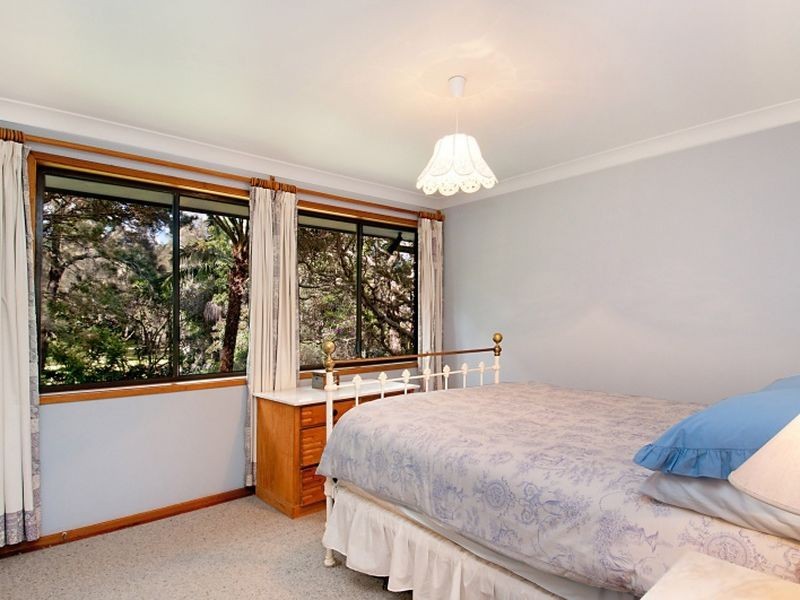 29 Collard Road, Point Clare NSW 2250