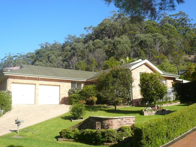 15 McKellar Close, Point Clare NSW 2250