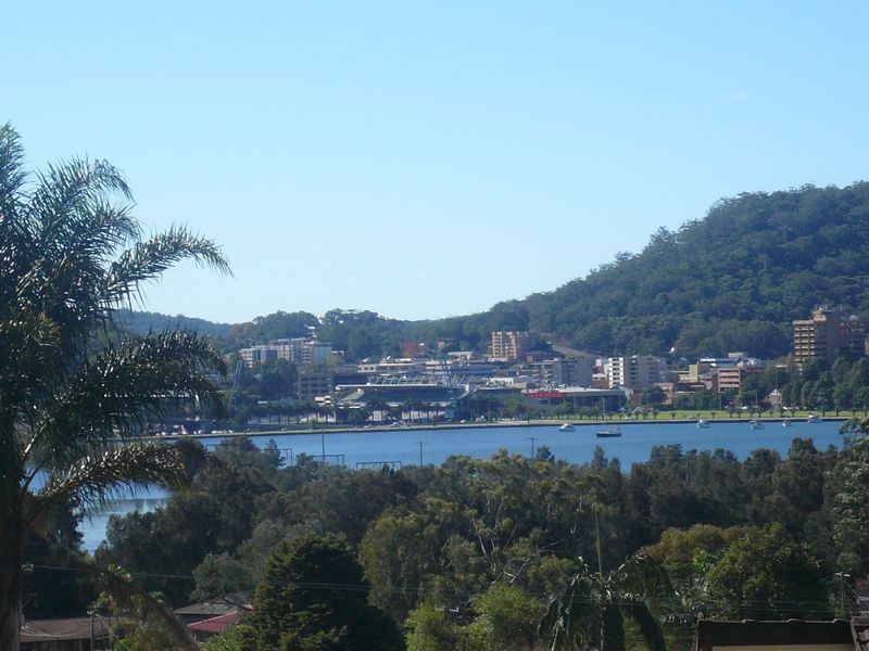 2/31 Fiona Street, Point Clare NSW 2250