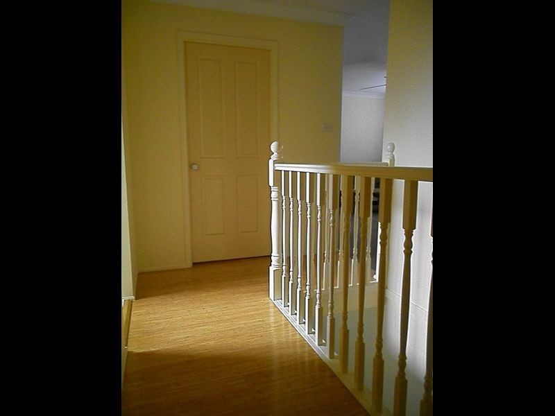 11 Manooka Road, Point Clare NSW 2250