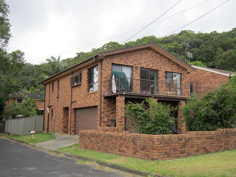 4 Kateena Avenue, Tascott NSW 2250