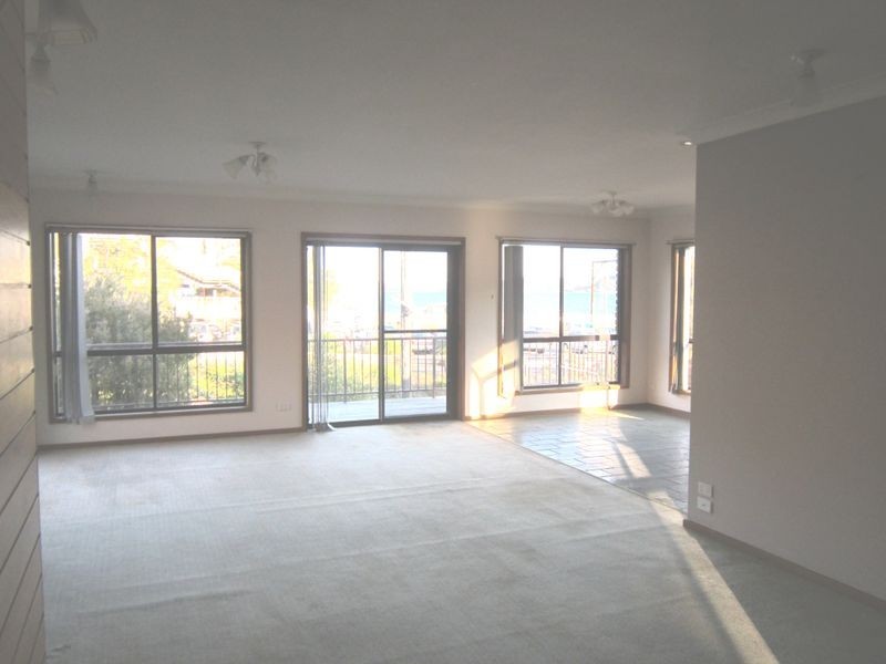 4 Kateena Avenue, Tascott NSW 2250