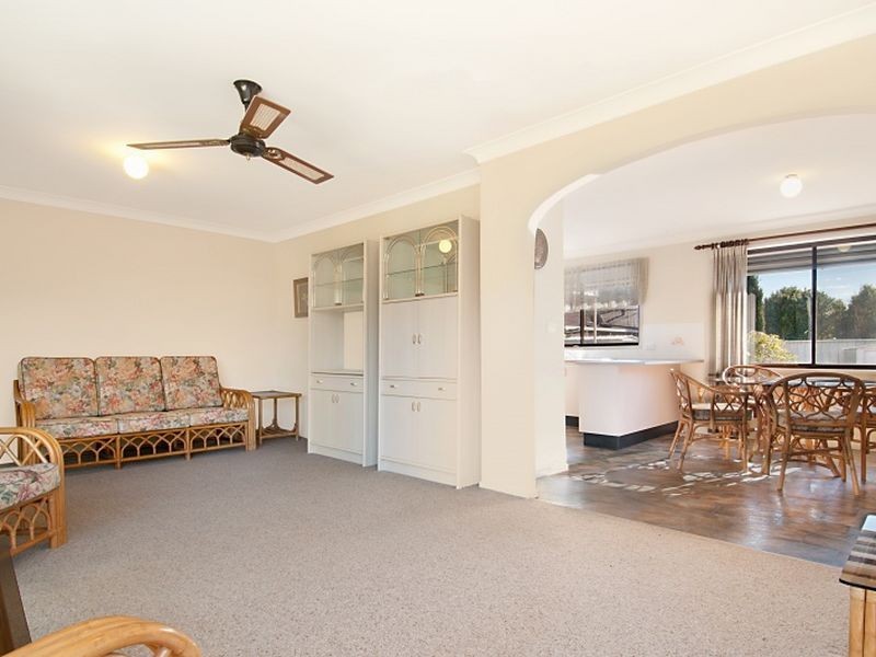 3 Kulara Avenue, West Gosford NSW 2250