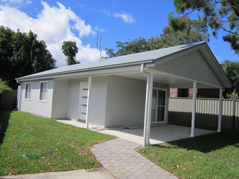 220b Brisbane Water Drive, Point Clare NSW 2250