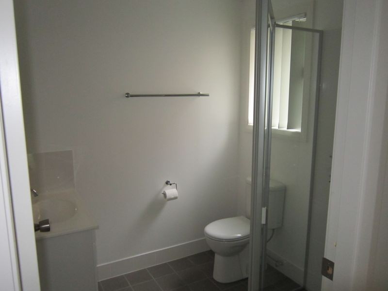 220b Brisbane Water Drive, Point Clare NSW 2250