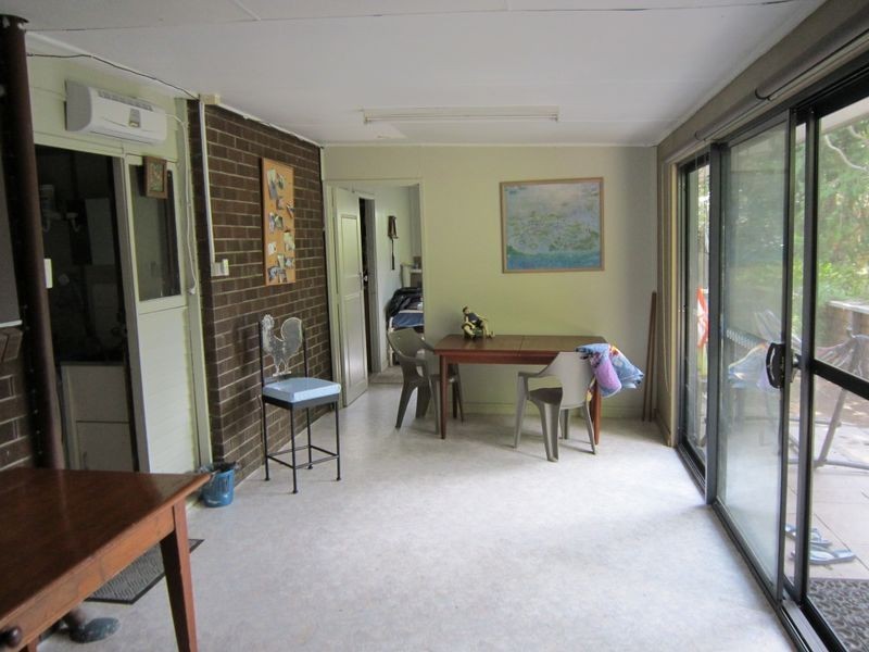 9 Shoreview Close, Point Clare NSW 2250