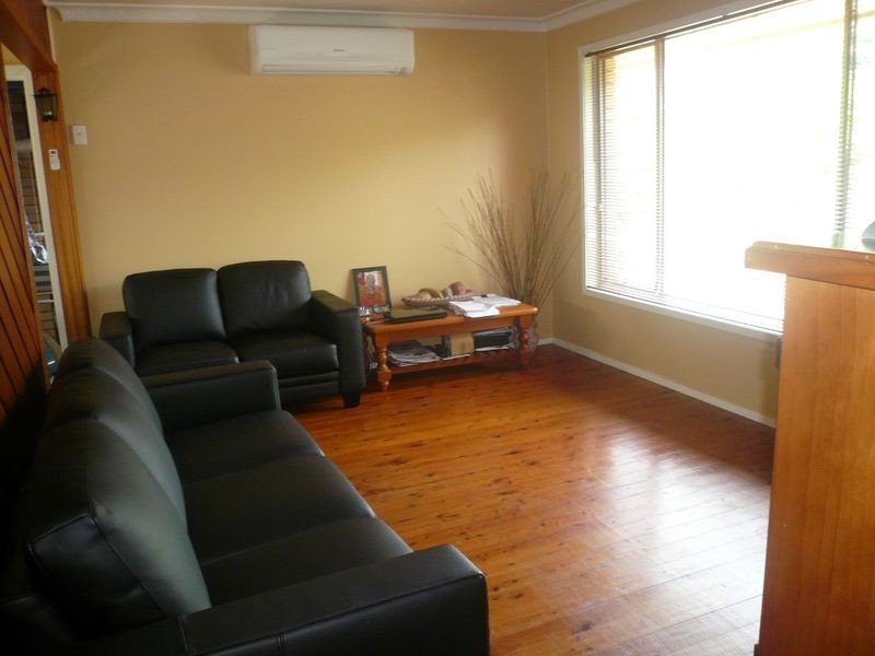 22 Golden Avenue, Point Clare NSW 2250