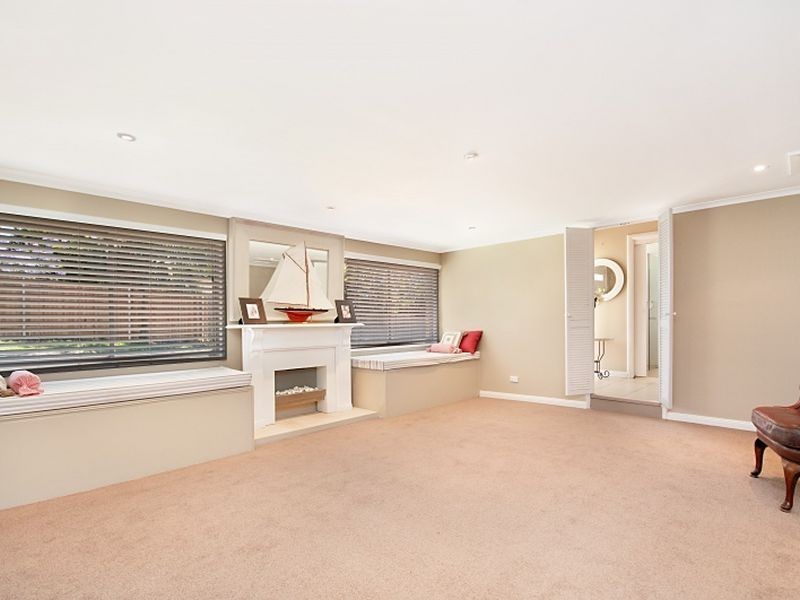 2/156a Brisbane Water Drive, Point Clare NSW 2250