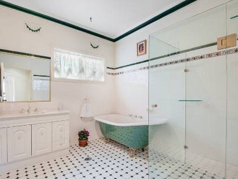 286 Glenrock Parade, Tascott NSW 2250