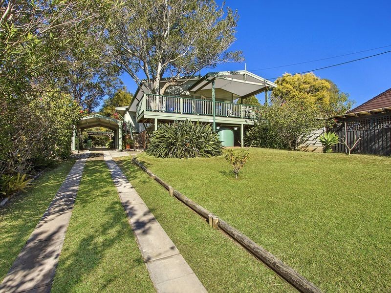 13 Margaret Street, Point Clare NSW 2250