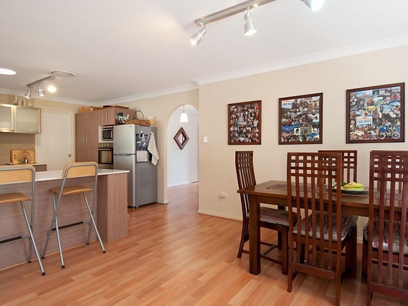23 Henman Close, Point Clare NSW 2250