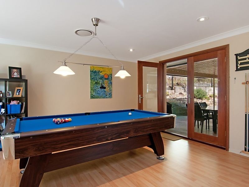 23 Henman Close, Point Clare NSW 2250