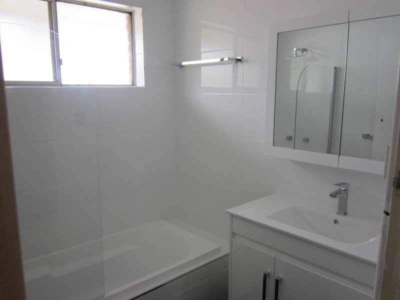 16 Sunnyside Avenue, Point Clare NSW 2250