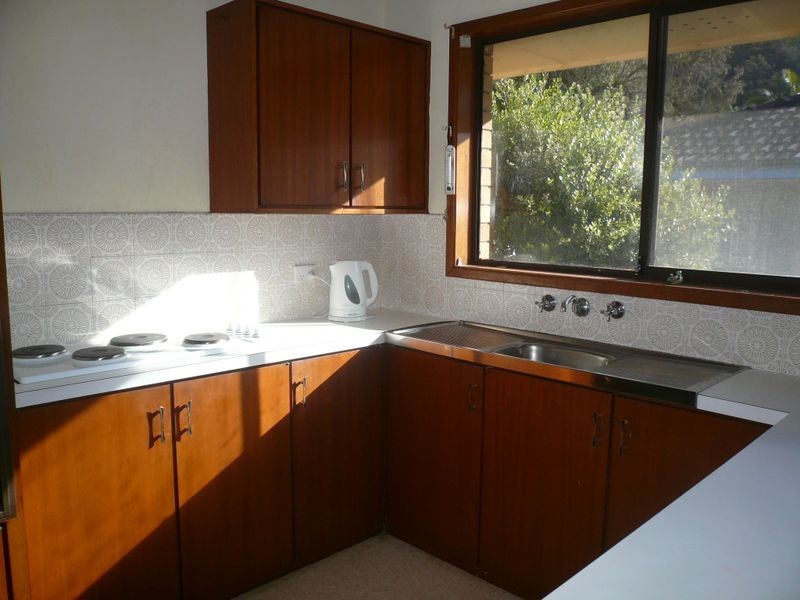 42 Bluefish Crescent, Tascott NSW 2250