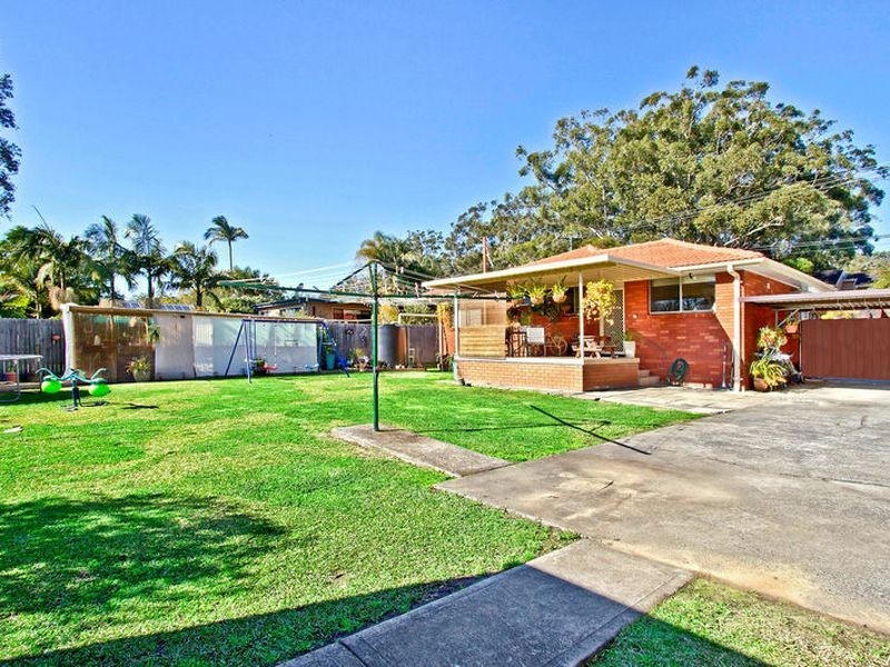 216 Brisbane Water Drive, Point Clare NSW 2250