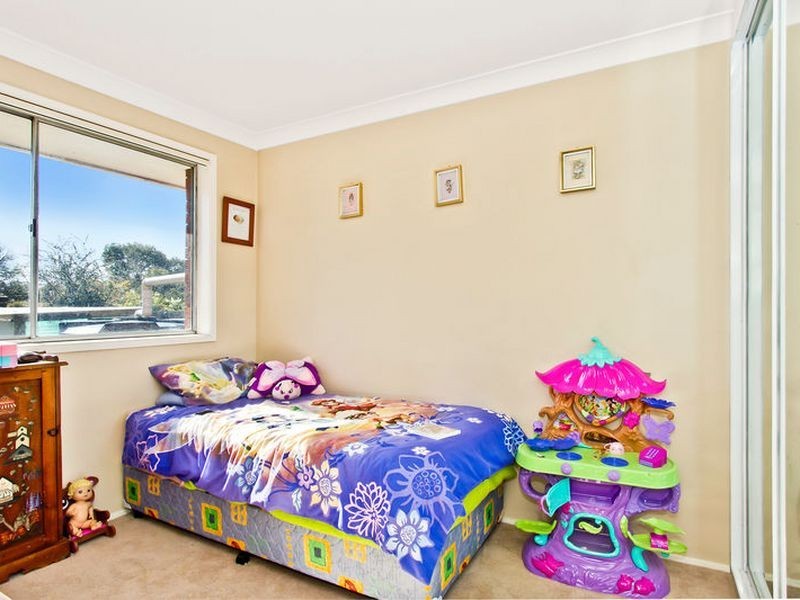 216 Brisbane Water Drive, Point Clare NSW 2250