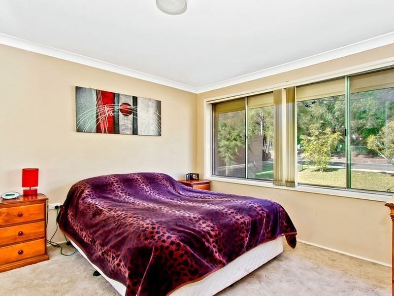 216 Brisbane Water Drive, Point Clare NSW 2250