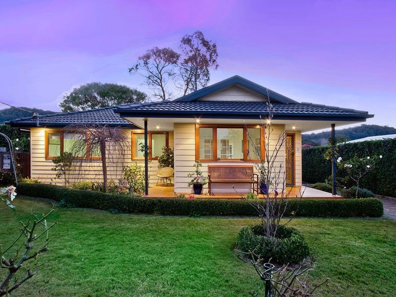 15 Sunshine Drive, Point Clare NSW 2250