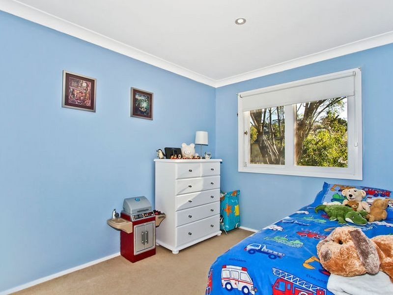 15 Sunshine Drive, Point Clare NSW 2250