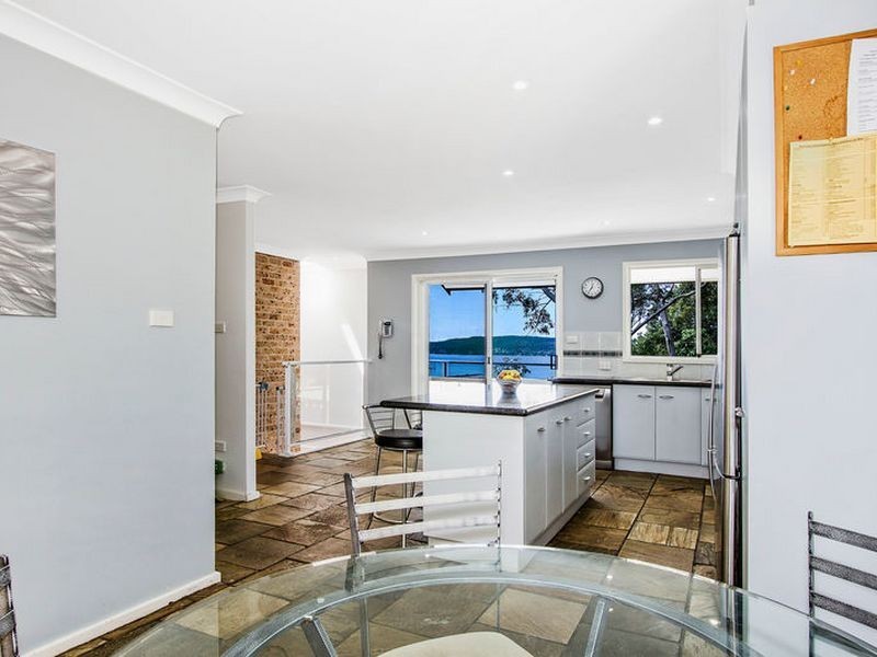 34 Indra Road, Tascott NSW 2250