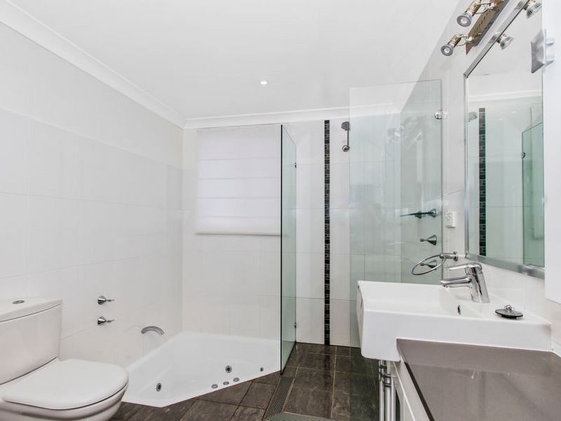 34 Indra Road, Tascott NSW 2250