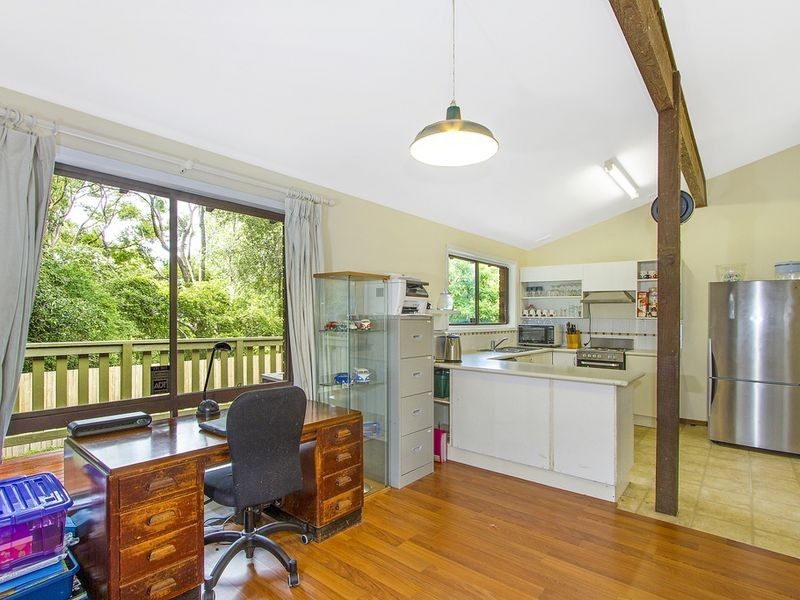 4 Heather Crescent, Wyoming NSW 2250