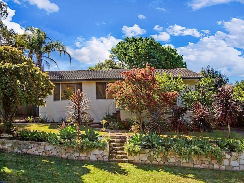 2 Northwind Avenue, Point Clare NSW 2250