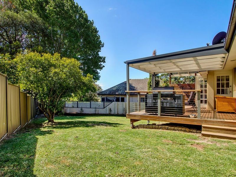 2 Northwind Avenue, Point Clare NSW 2250