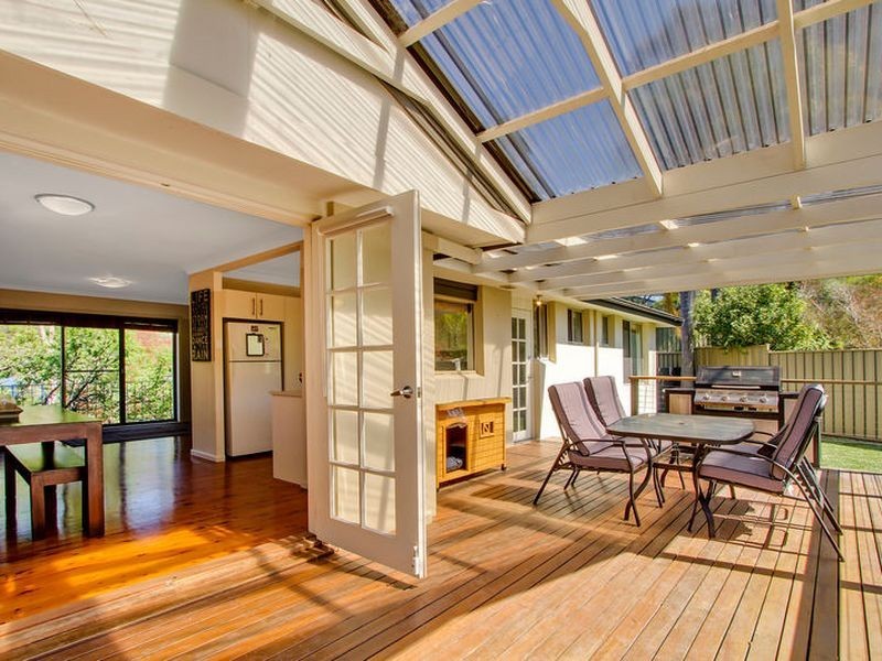 2 Northwind Avenue, Point Clare NSW 2250