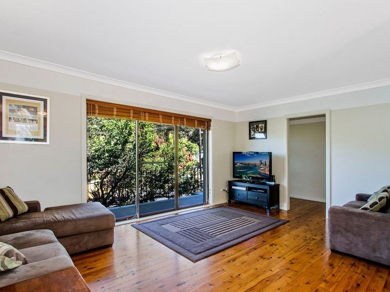 2 Northwind Avenue, Point Clare NSW 2250