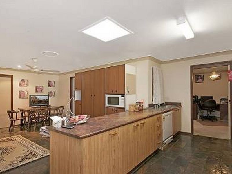 34 Maitland Road, Springfield NSW 2250