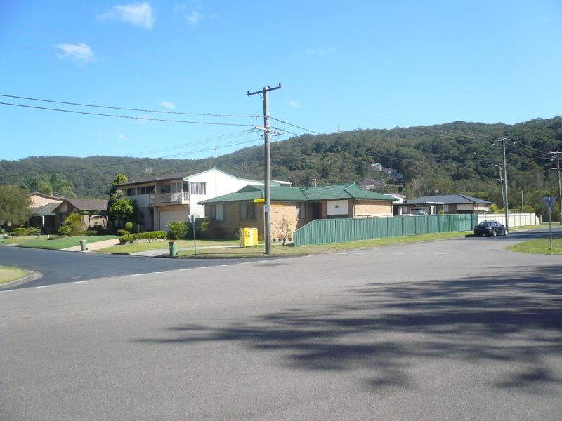 1 The Broadwaters, Tascott NSW 2250