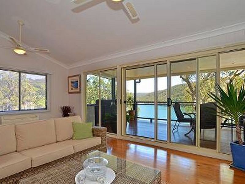 102 Taylor Street, Woy Woy Bay NSW 2256