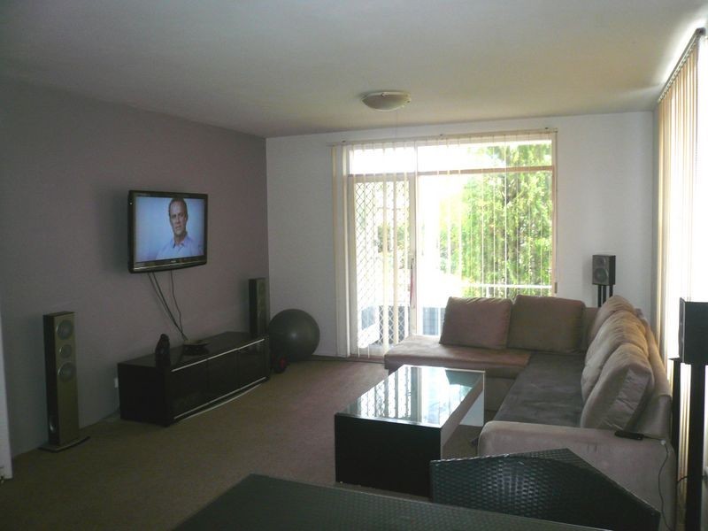 2/2 Duke Street, Point Frederick NSW 2250