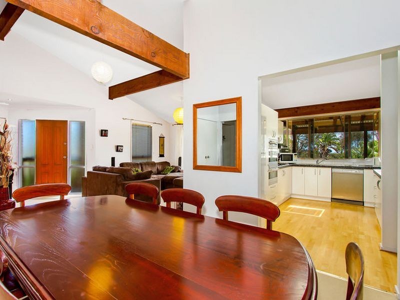 13 Barclay Close, Kariong NSW 2250