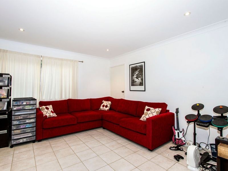 13 Barclay Close, Kariong NSW 2250