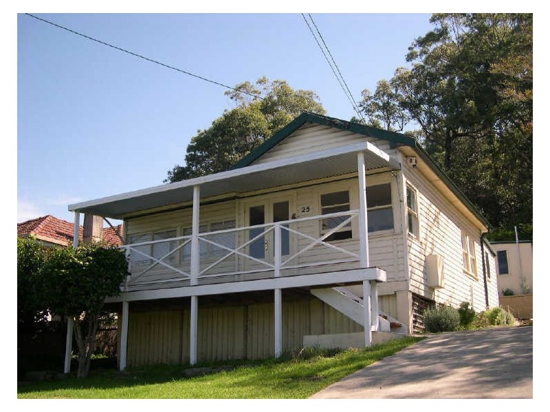 25 Brisbane Water Drive, Point Clare NSW 2250