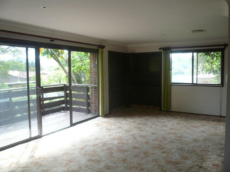 220 Brisbane Water Drive, Point Clare NSW 2250