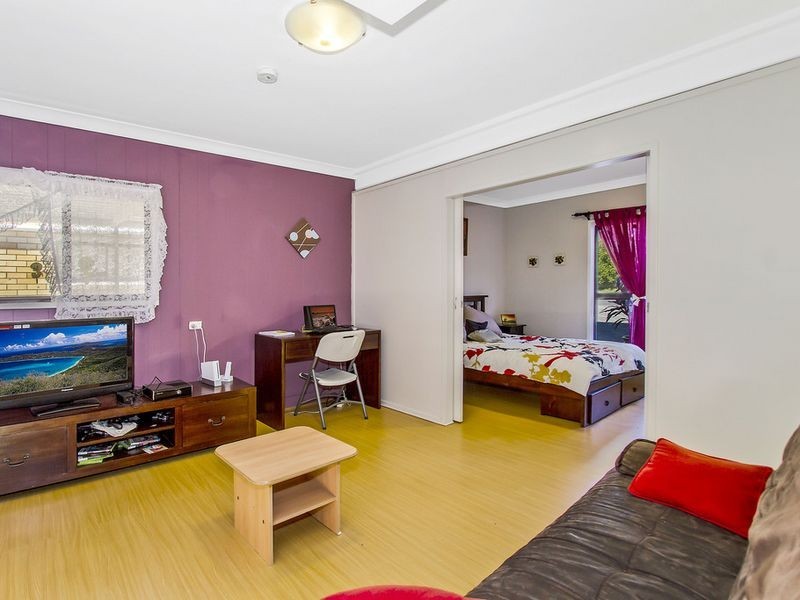 3 Welwyn Grove, Point Clare NSW 2250