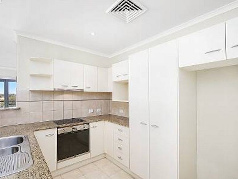 8/6-10 Broadview Avenue, Gosford NSW 2250