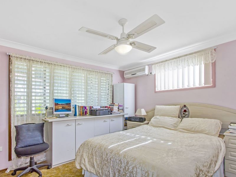 4 Jacaranda Crescent, Tascott NSW 2250