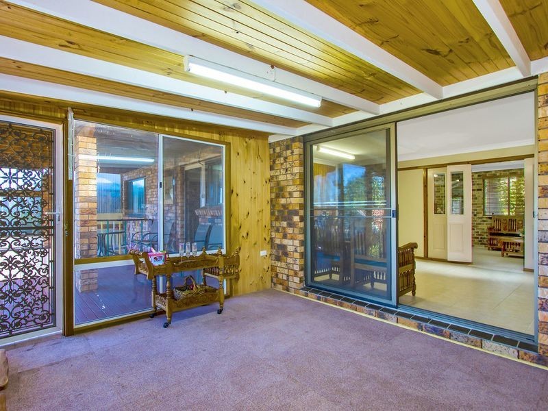 4 Jacaranda Crescent, Tascott NSW 2250