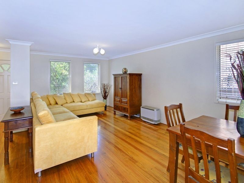 15 Wixstead Close, Point Clare NSW 2250