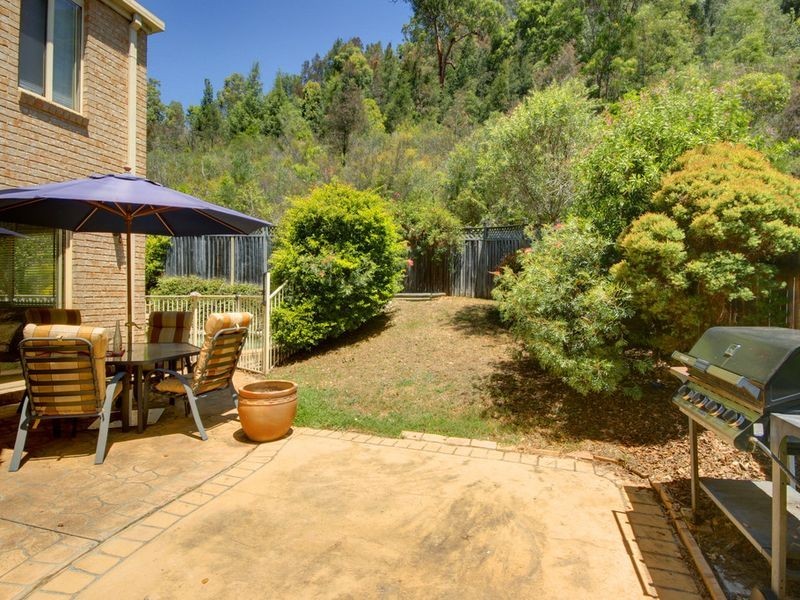 15 Wixstead Close, Point Clare NSW 2250